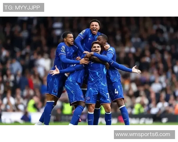 奥林匹亚科对阵曼城的精彩对决期待引发足球迷热烈讨论与关注